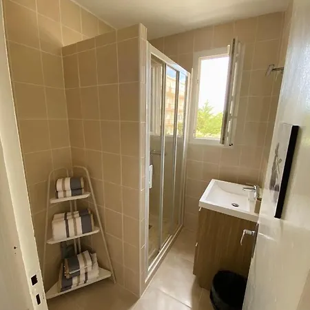 Ferienhaus La Maison De Jade Le Mabrouka Donne Place Pour La Reserve Africaine Valable Jusqua Fin Septembre (adults Only)
